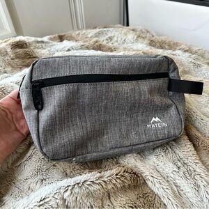 ⭐️ Matein Grey Large Toiletry Makeup Cosmetic Travel bag Pouch GUC